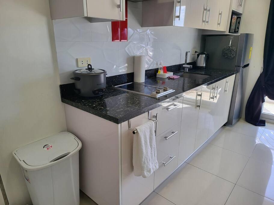 Kandi Tower 3, Premium 1Br With 2Cr & 2 Balcony. Angeles Eksteriør bilde